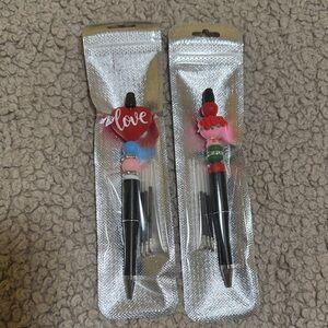 2 Valentine’s Day Silicone Beaded Pens
